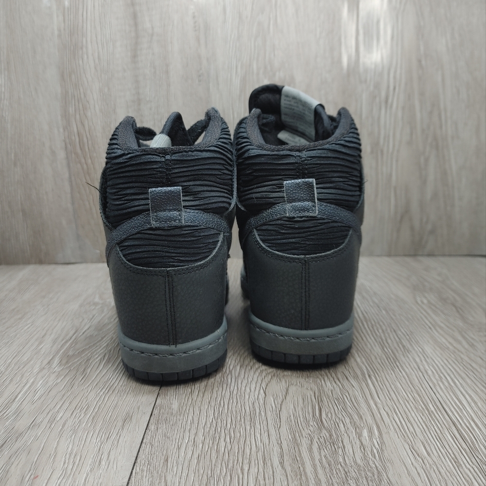 Nike Dunk Sky High Wedge Black Metallic Hematite Pleated Sneaker 6.5 528899-015 - Picture 3 of 9